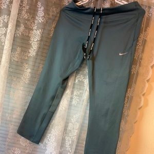 Long Capri Workout Leggings